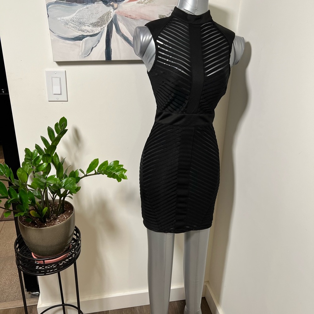 Elegant Black Sleeveless Dress